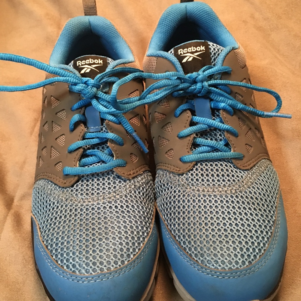 Reebok Blue and Gray Athletic/Work Shoes with Mesh Design and Alloy toe.
